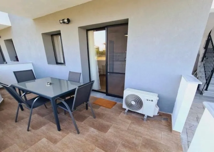 Agivo Apartahotel 3*